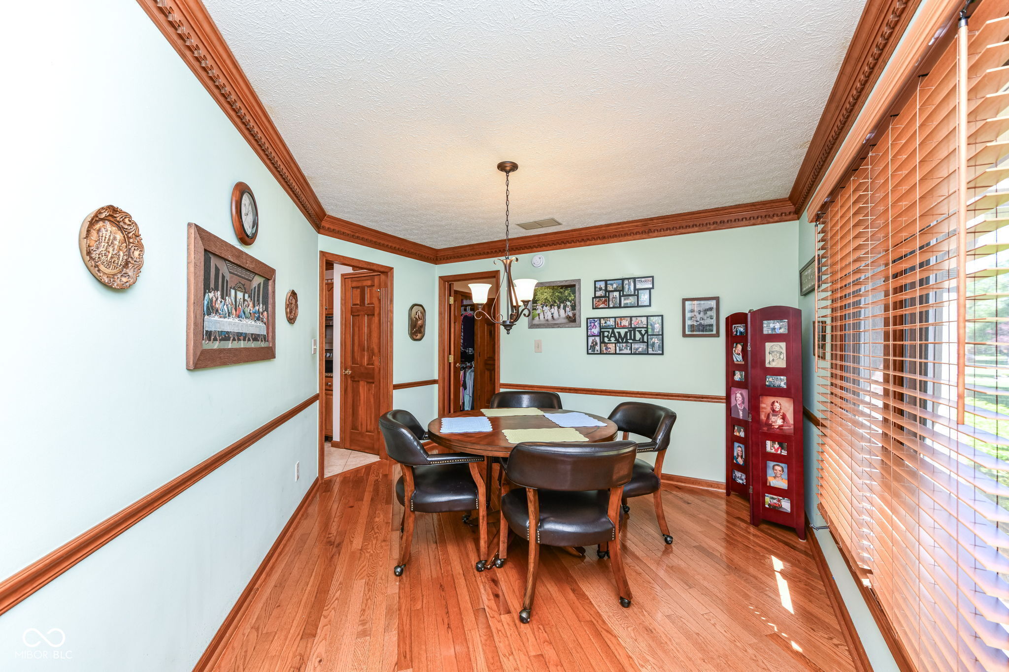 282 Adrienne Drive