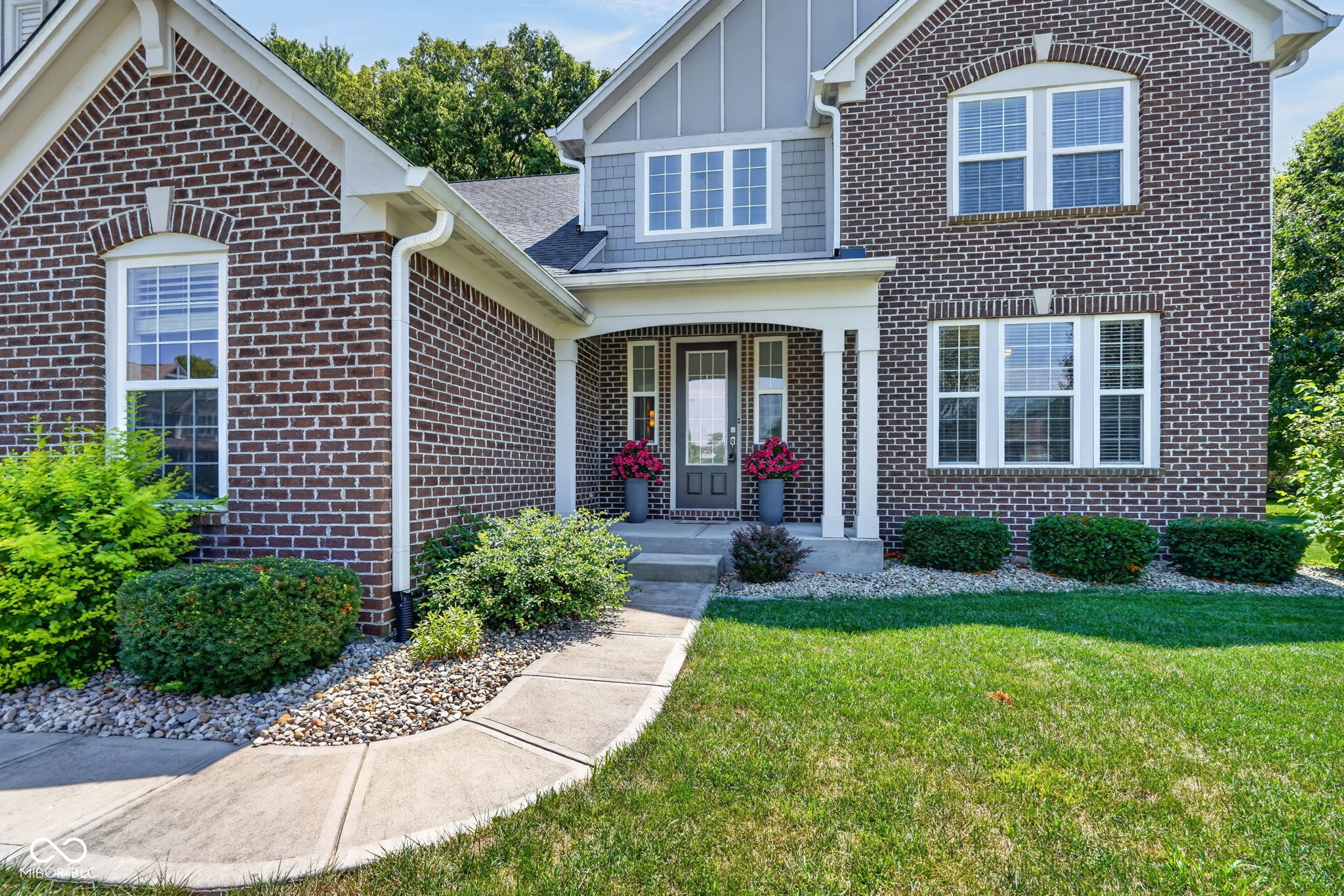 3927 Harrison Crossing Lane