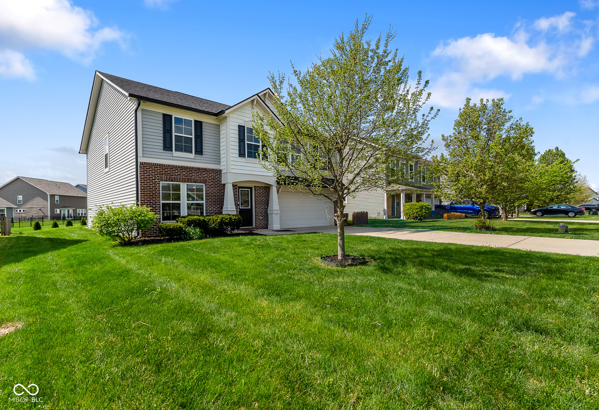 5571 W Woodhaven Drive