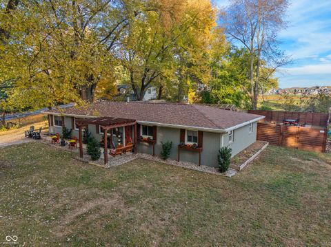 Photo of 17123 Little Eagle Creek Avenue, Westfield, IN 46074 (MLS # 22070851)