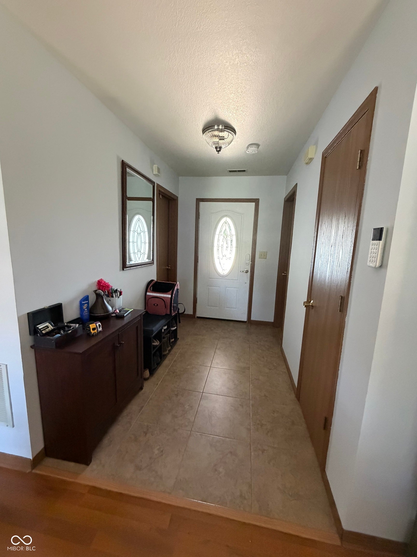 1562 Prairieview Lane