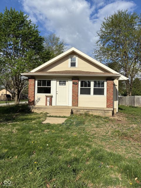 Photo of 306 Bishop Street, Mooresville, IN 46158 (MLS # 22094705)