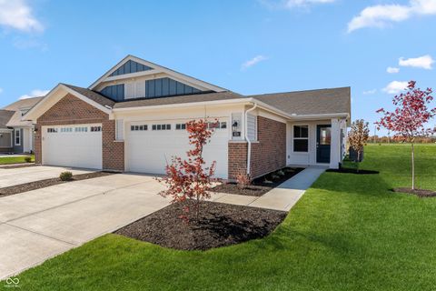 Photo of 874 Rosebud Lane, Greenfield, IN 46140 (MLS # 22042658)