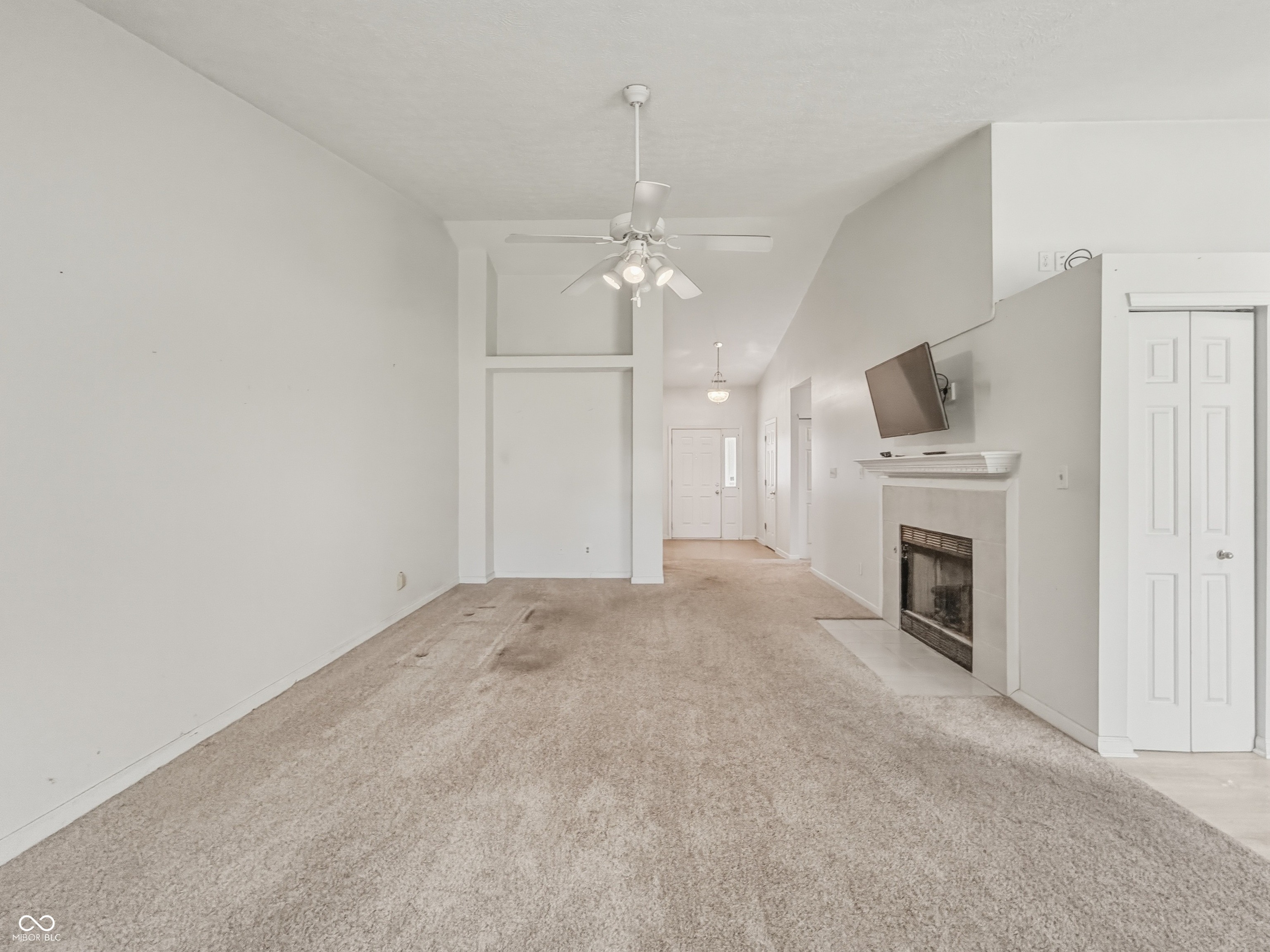 1266 Auburn Drive