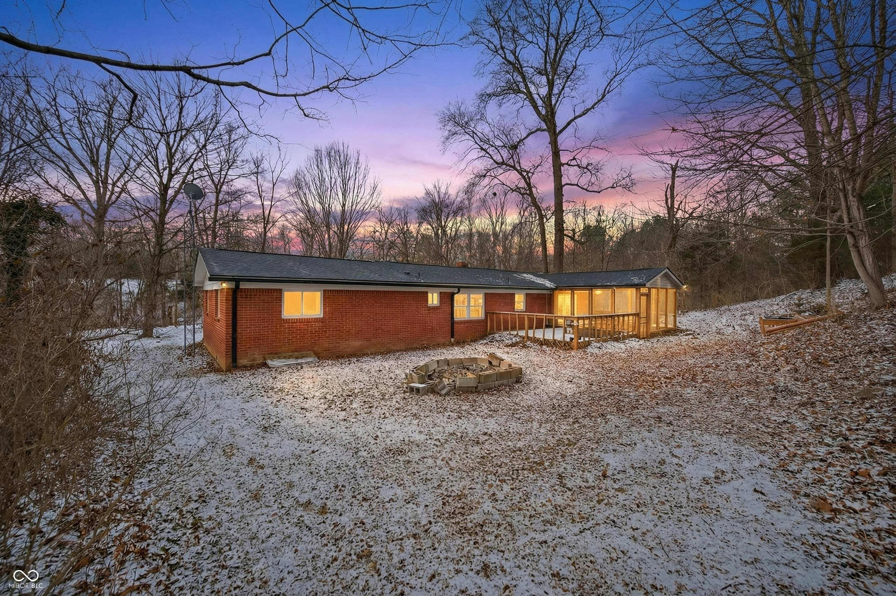 6986 W State Road 44