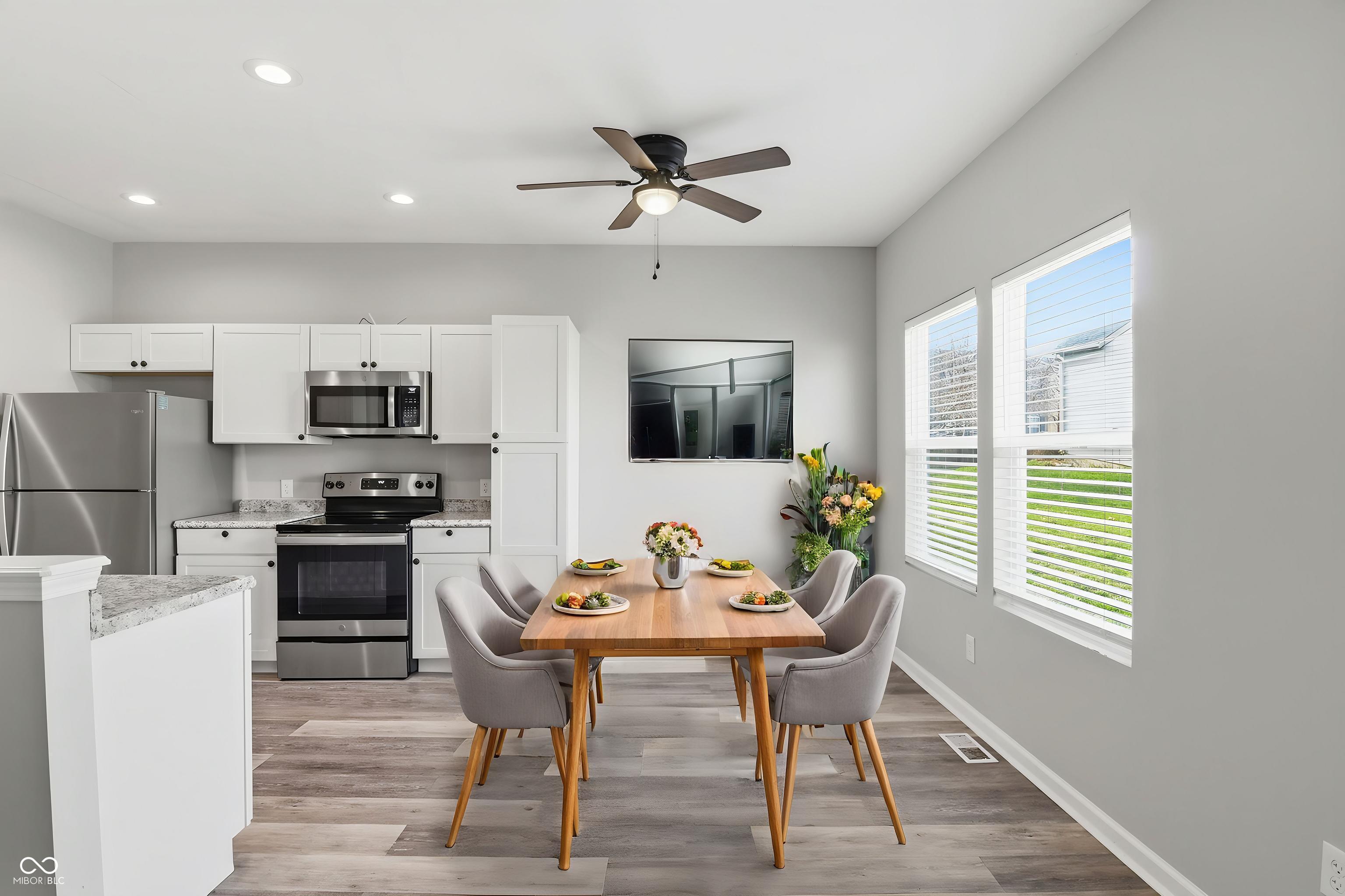 1726 River Shore Parkway