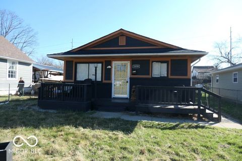 Photo of 1059 N Elder Avenue, Indianapolis, IN 46222 (MLS # 22089472)