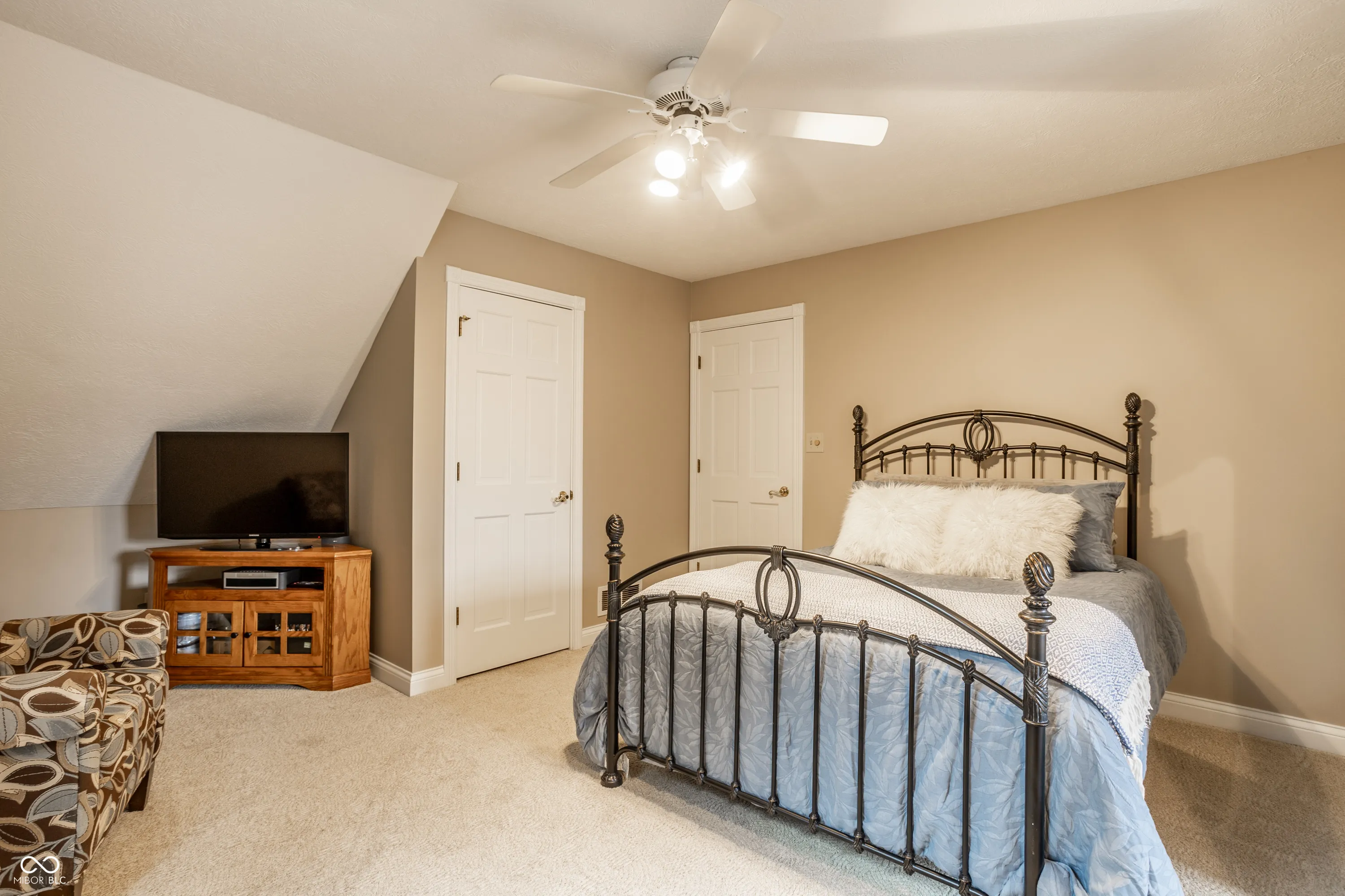 Avon, Indiana 46123, United States, 3 Bedrooms Bedrooms, ,3 BathroomsBathrooms,Residential,Active,254813