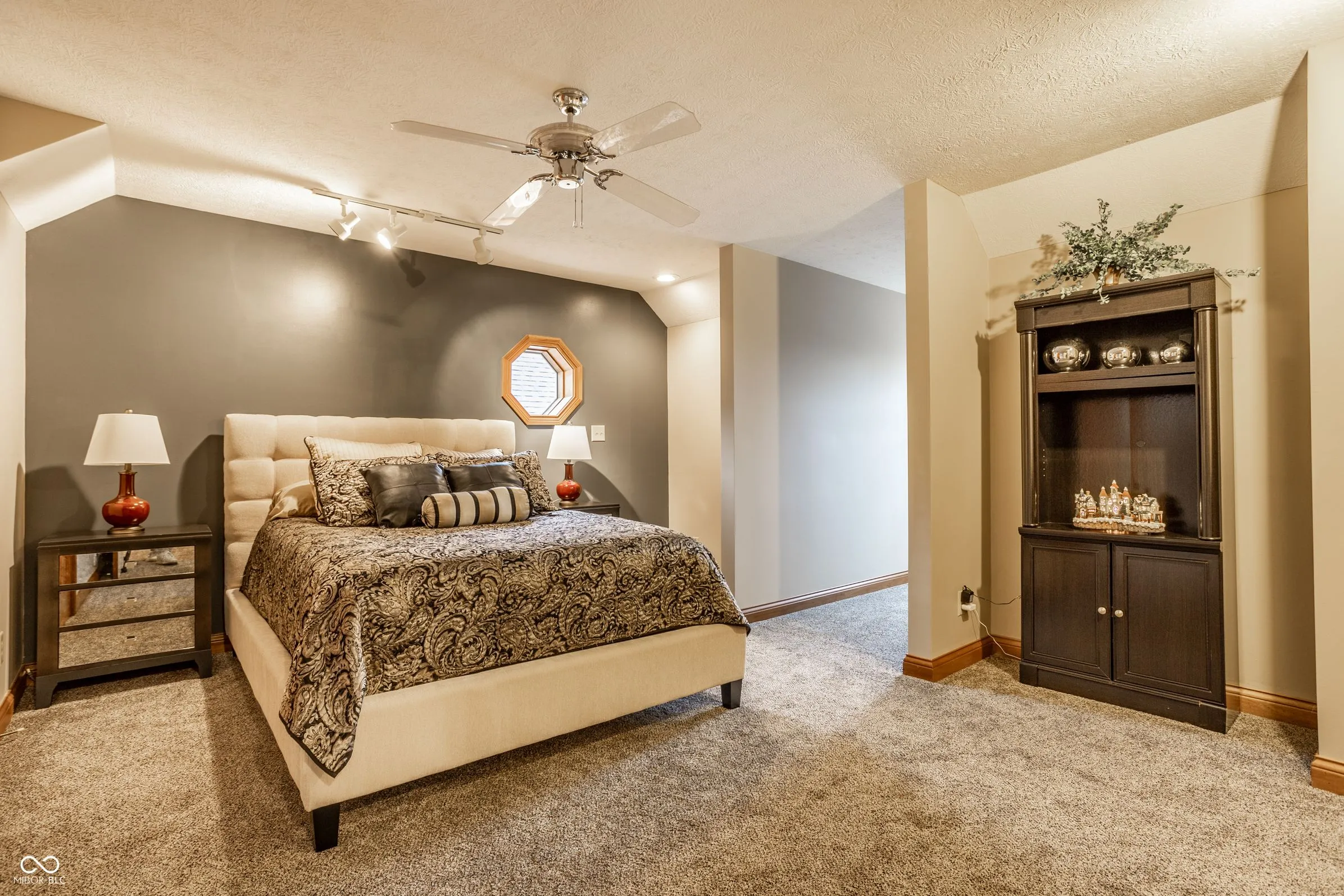 Avon, Indiana 46123, United States, 3 Bedrooms Bedrooms, ,3 BathroomsBathrooms,Residential,Active,254813