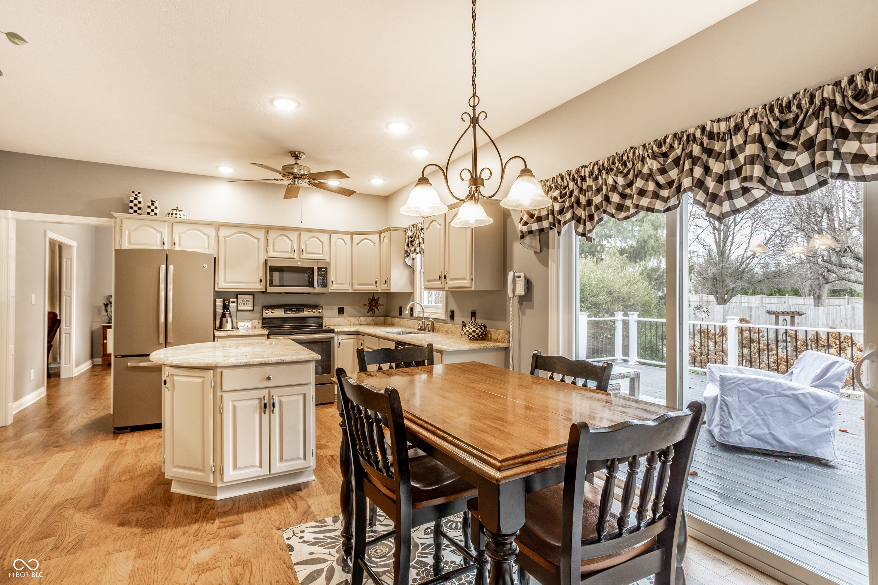 2119 Scarlet Oak Drive