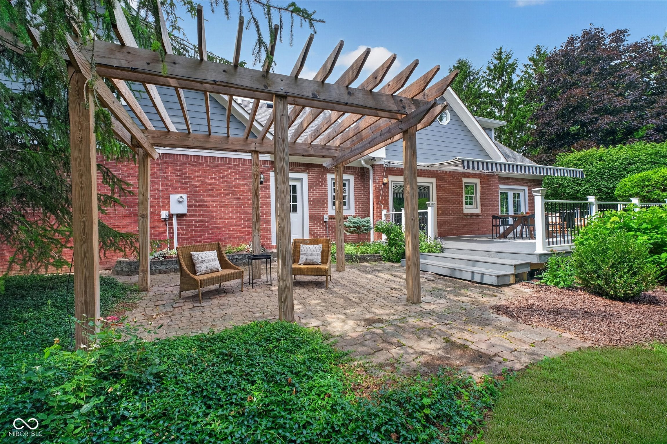 2119 Scarlet Oak Drive