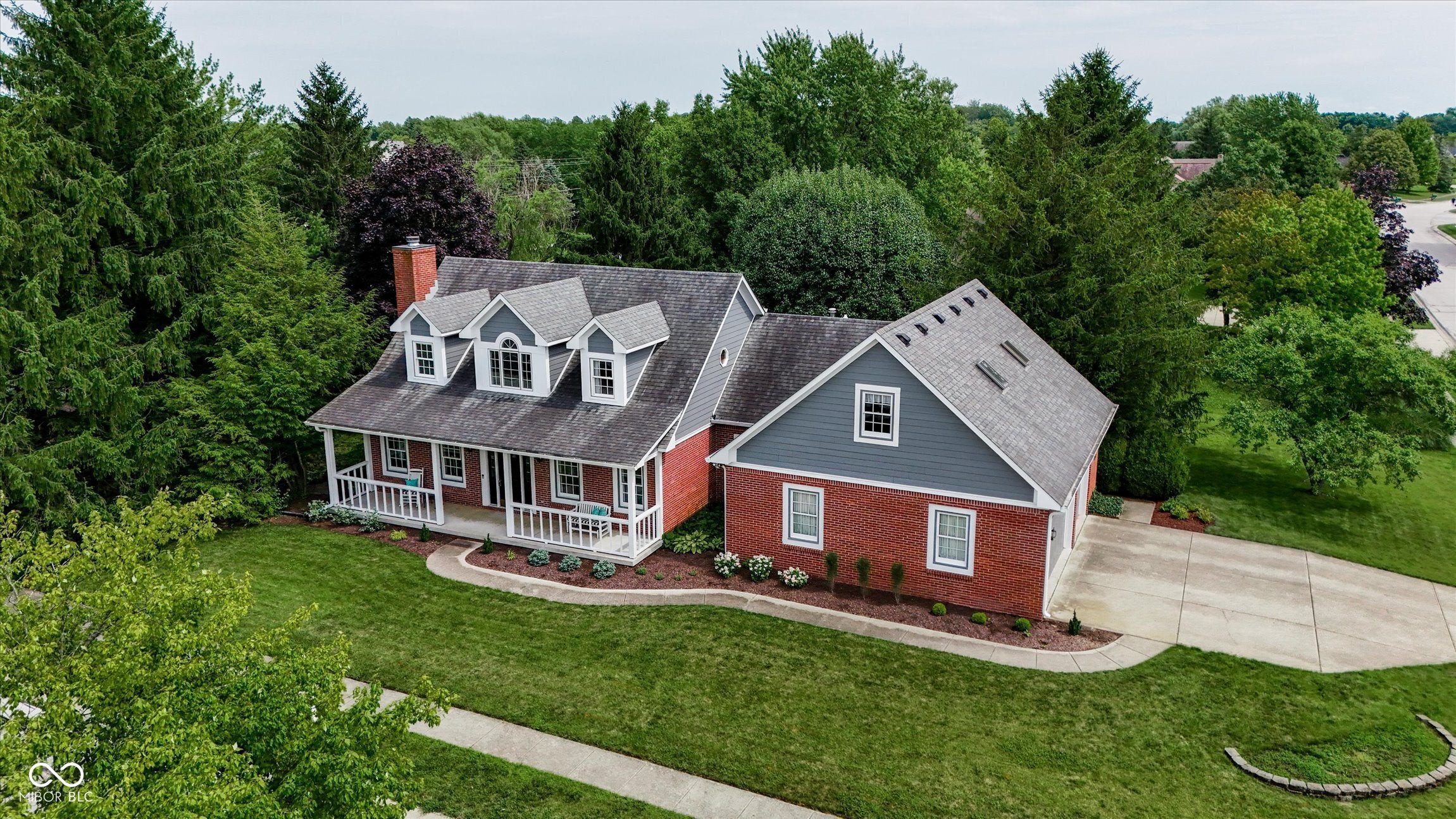 2119 Scarlet Oak Drive