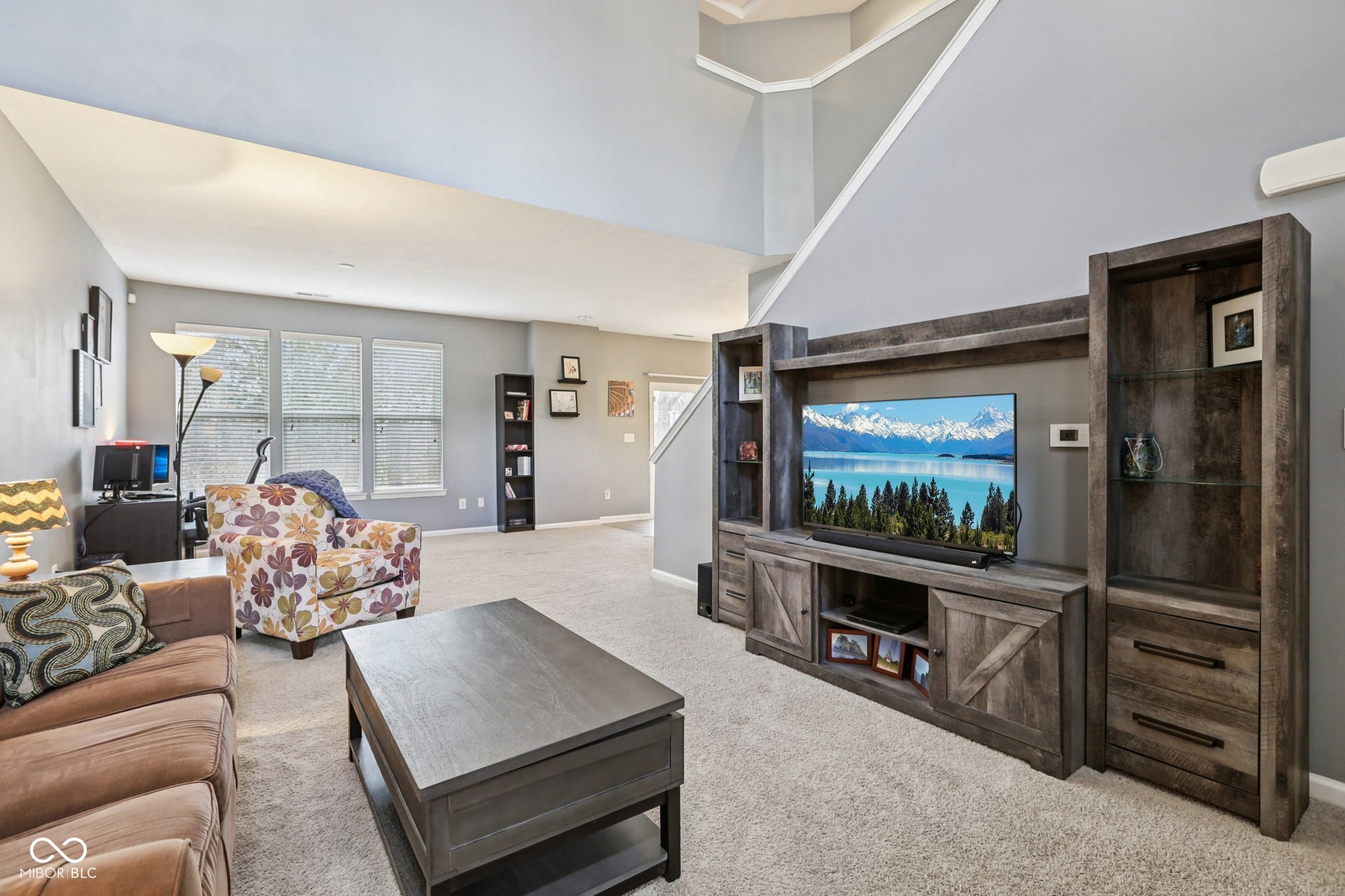 5673 Brownstone Drive 5673