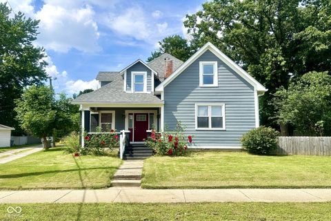 Photo of 1420 E Edwards Avenue, Indianapolis, IN 46227 (MLS # 22113220)