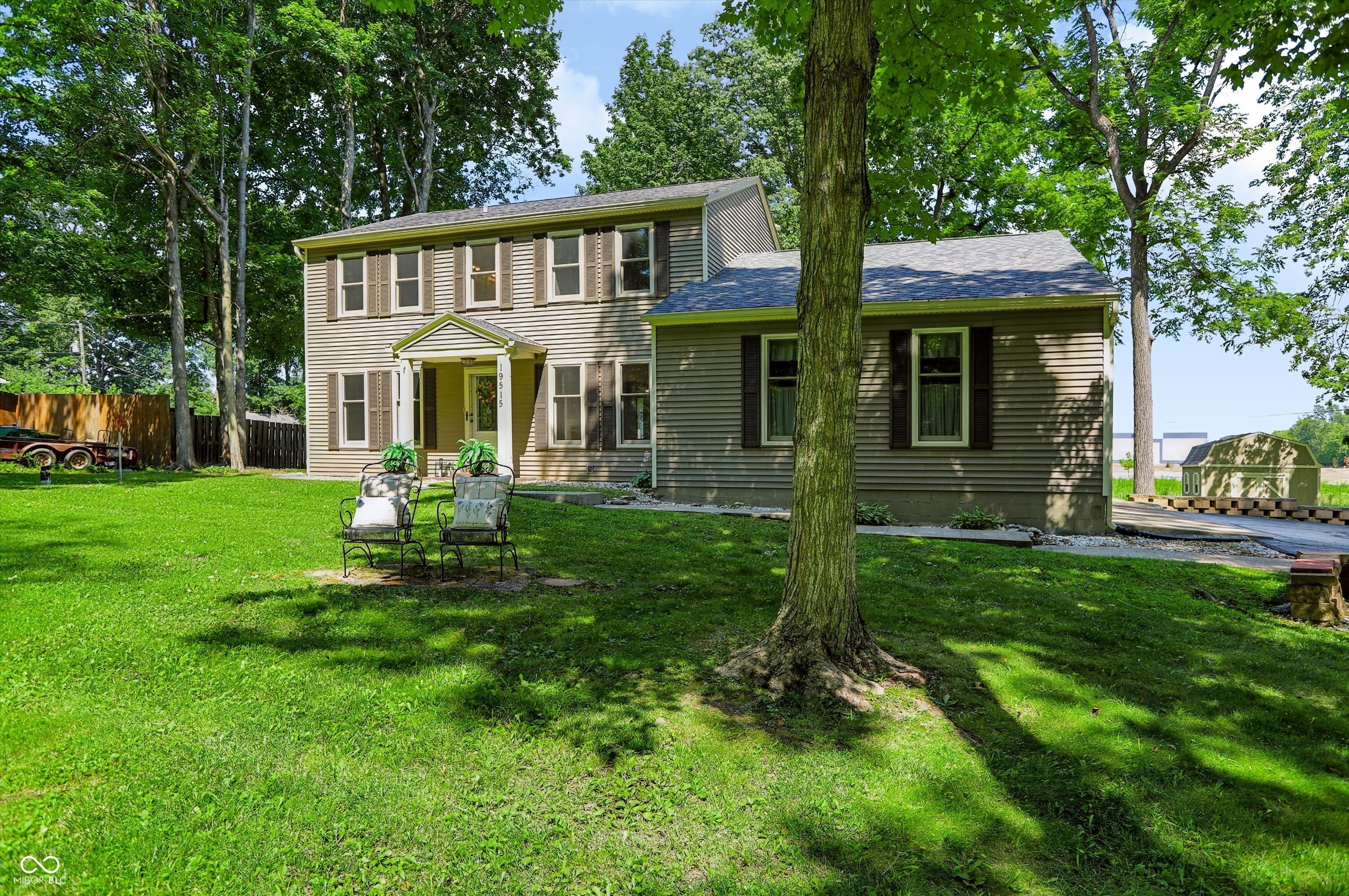 19515 Ethan Allen Lane