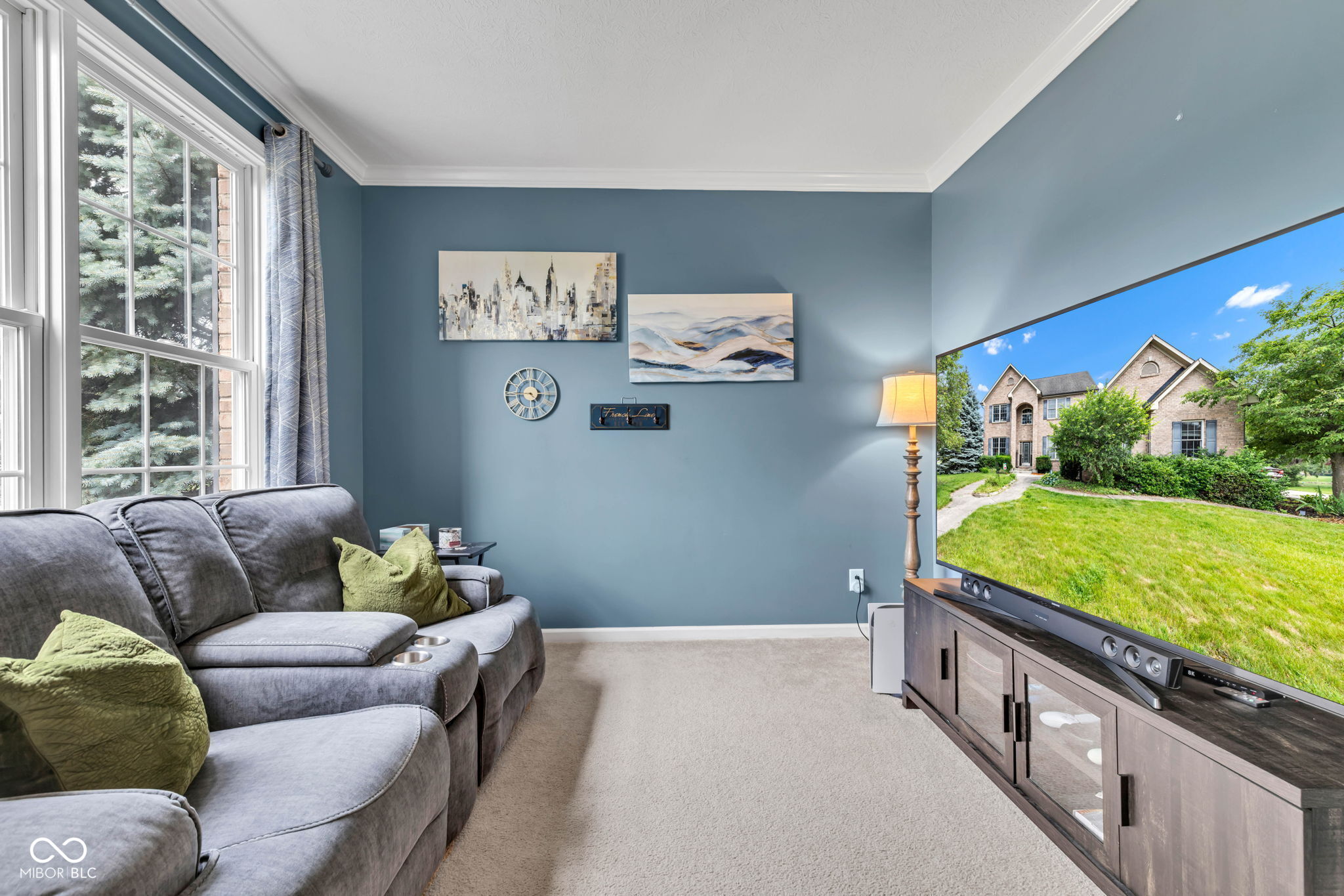 705 Ridge Gate Drive