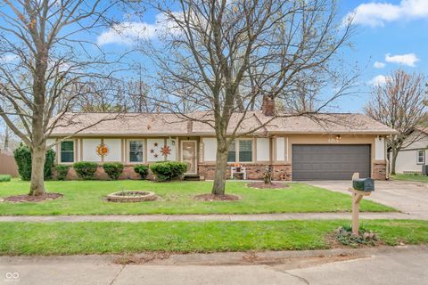 Photo of 1215 Tommy Lee Court, Indianapolis, IN 46217 (MLS # 22093515)