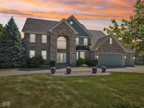 Photo of 1363 N Winchester Drive, Greenfield, IN 46140 (MLS # 22060927)