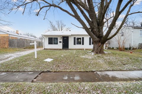 Photo of 7510 E 34th Street, Indianapolis, IN 46226 (MLS # 22076572)