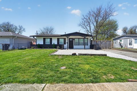 Photo of 3116 Georgetown Road, Indianapolis, IN 46224 (MLS # 22094344)