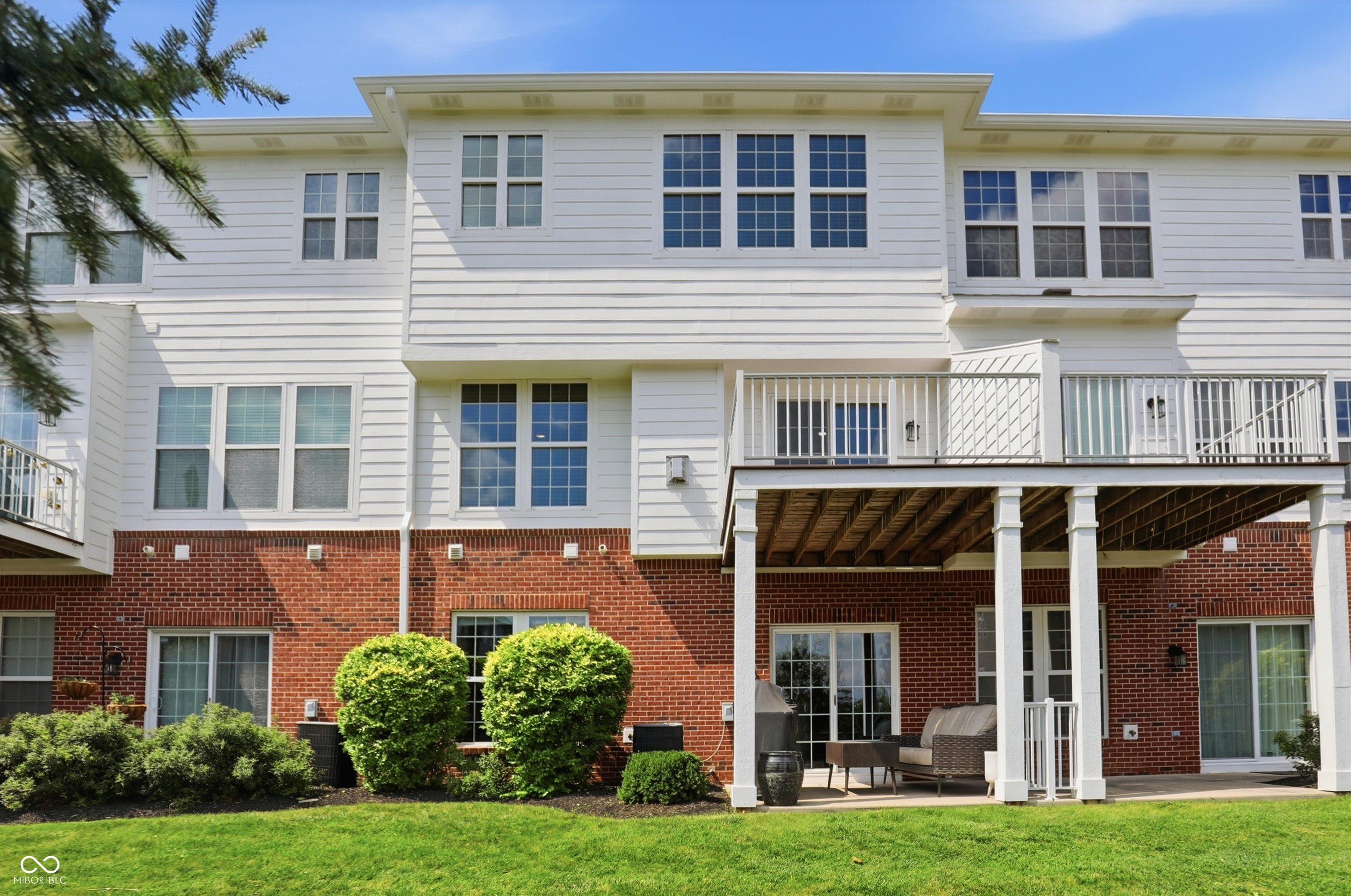 835 Ivy Lane