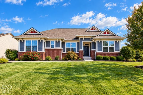 Photo of 2475 Stonehaven Way, Avon, IN 46123 (MLS # 22129869)