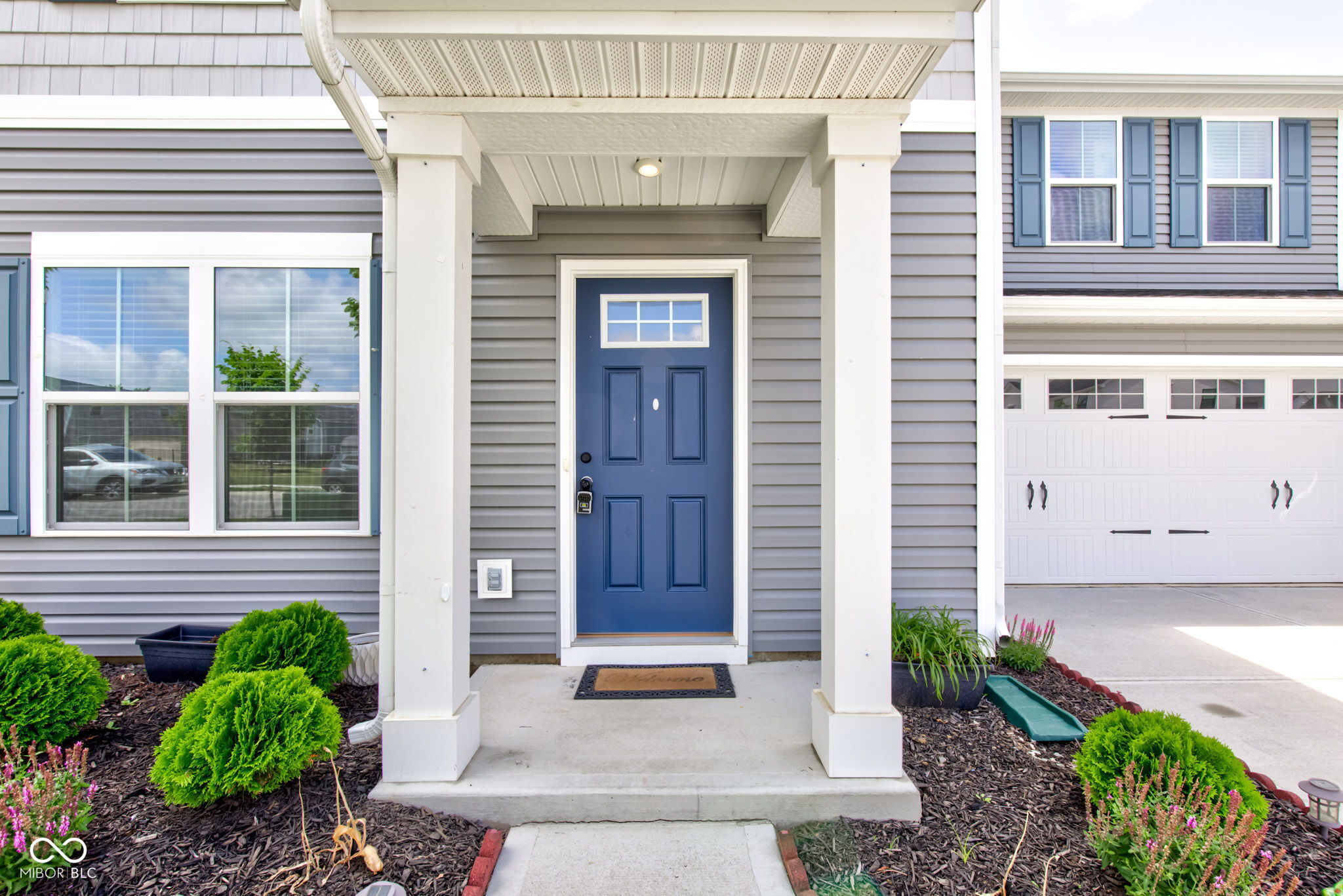 853 Woodbridge Way