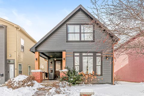 Photo of 741 Parkway Avenue, Indianapolis, IN 46203 (MLS # 22081820)