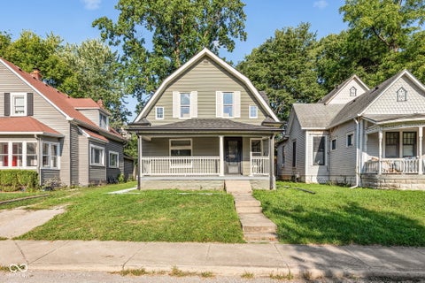 Photo of 31 S Hawthorne Lane, Indianapolis, IN 46219 (MLS # 22123652)