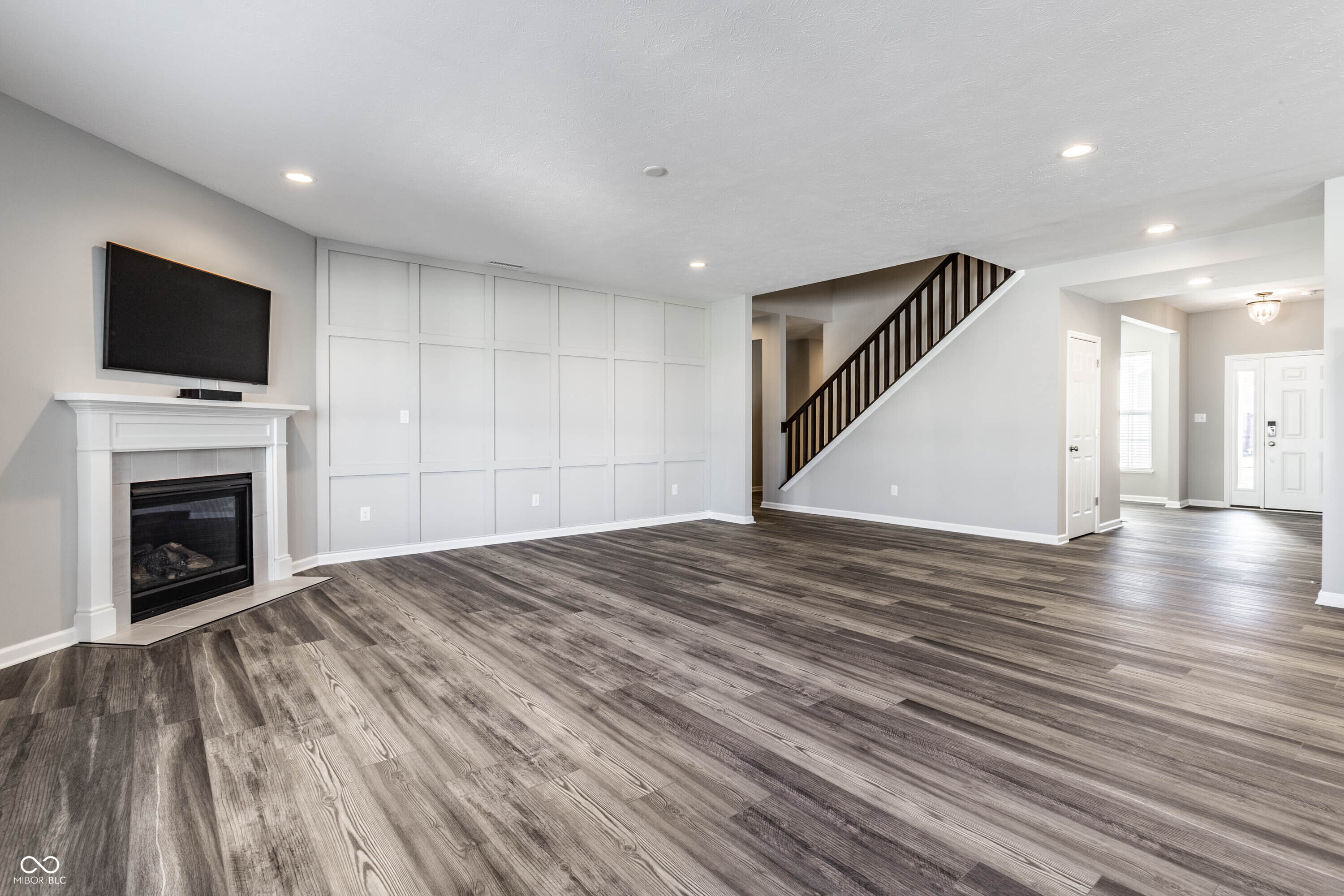 2352 Somerset Circle