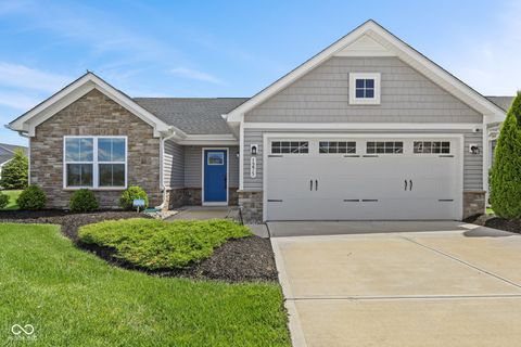Photo of 1275 Gunnison Drive, Greenfield, IN 46140 (MLS # 22101344)