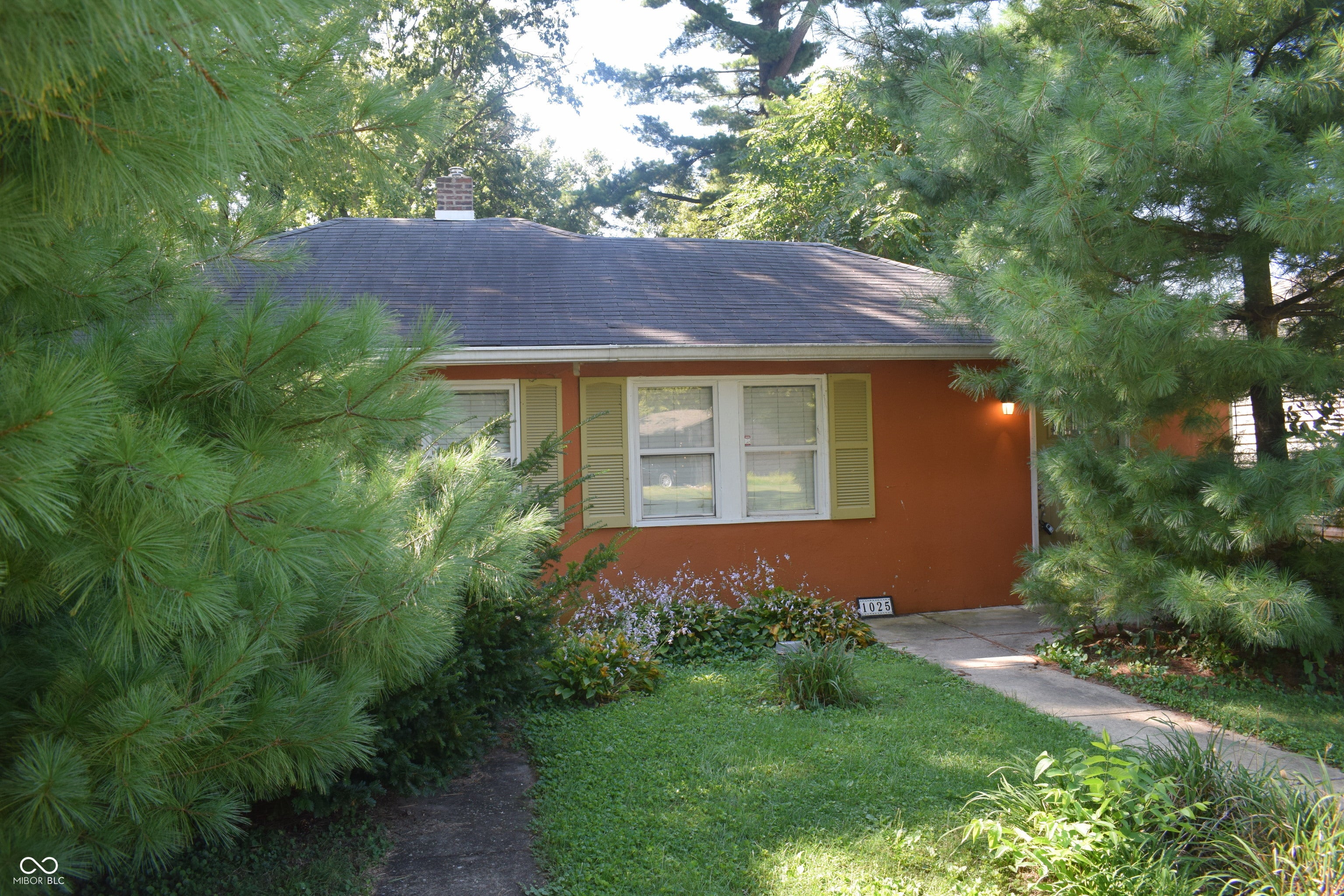 1025 Helen Drive