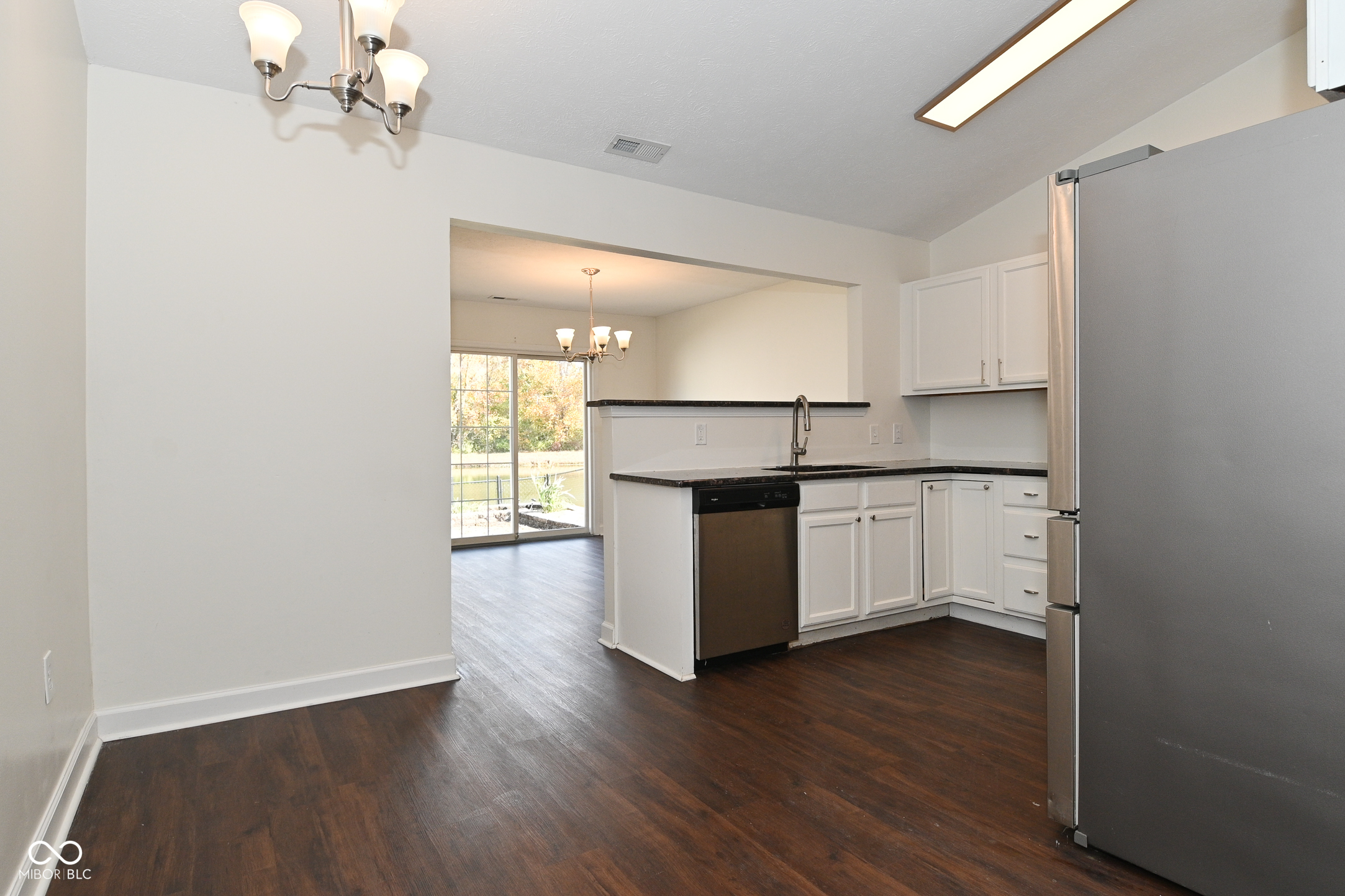 15015 Silver Thorne Way