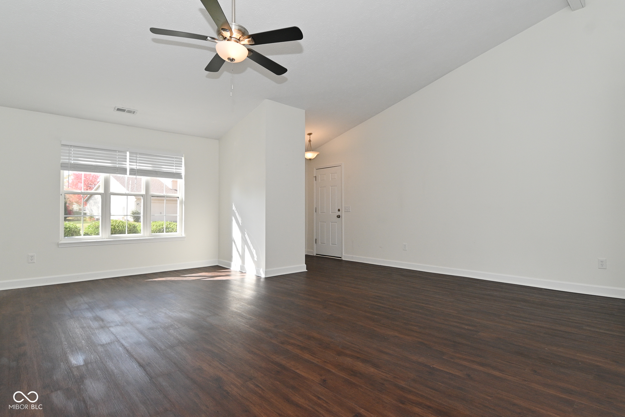 15015 Silver Thorne Way