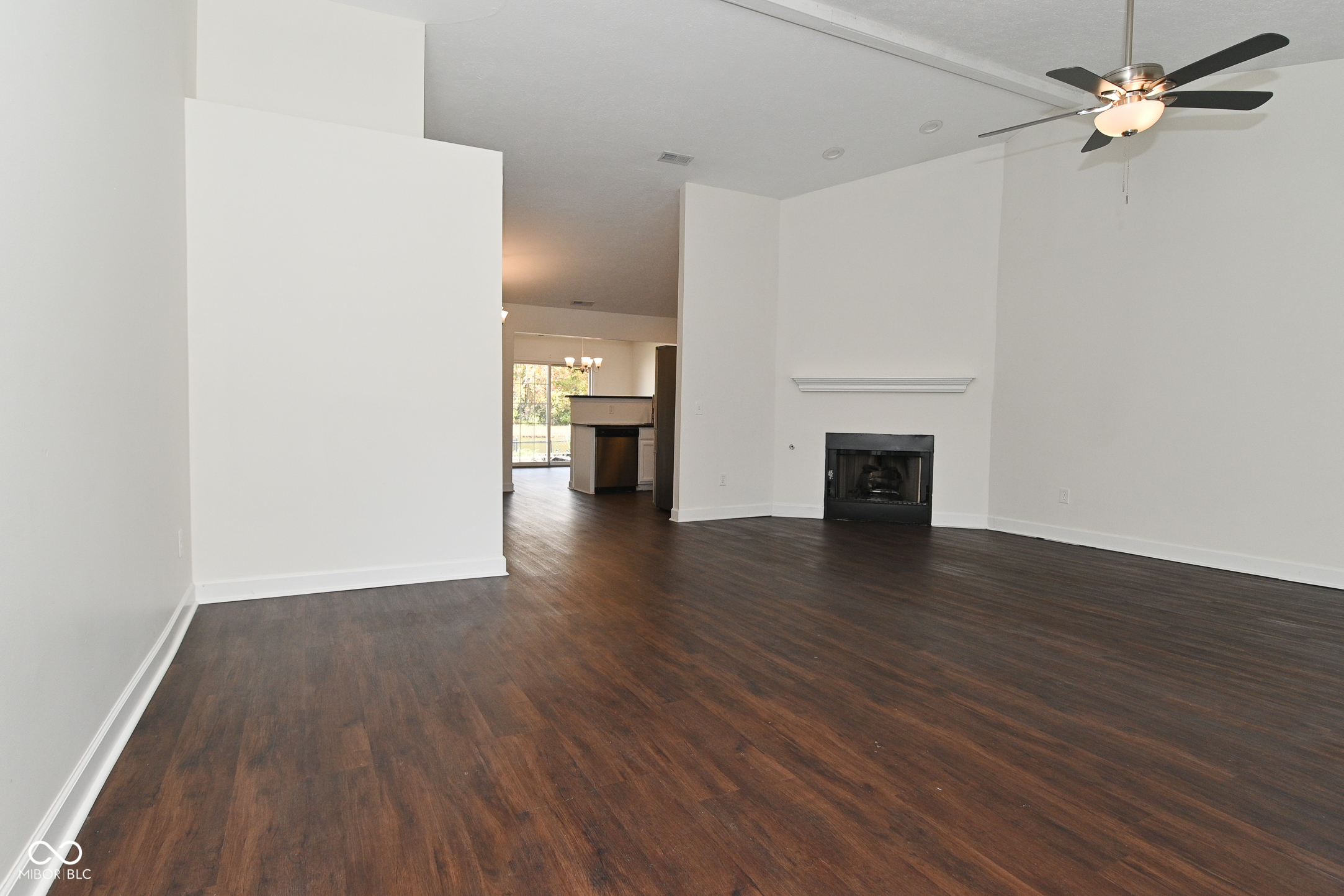 15015 Silver Thorne Way