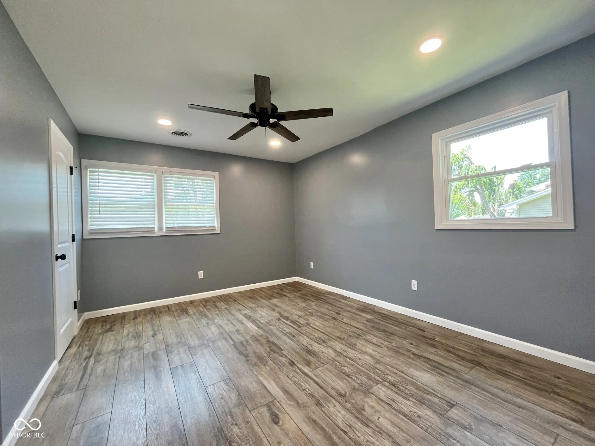 Seymour, Indiana 47274, United States, 3 Bedrooms Bedrooms, ,2 BathroomsBathrooms,Residential,Pending,166206