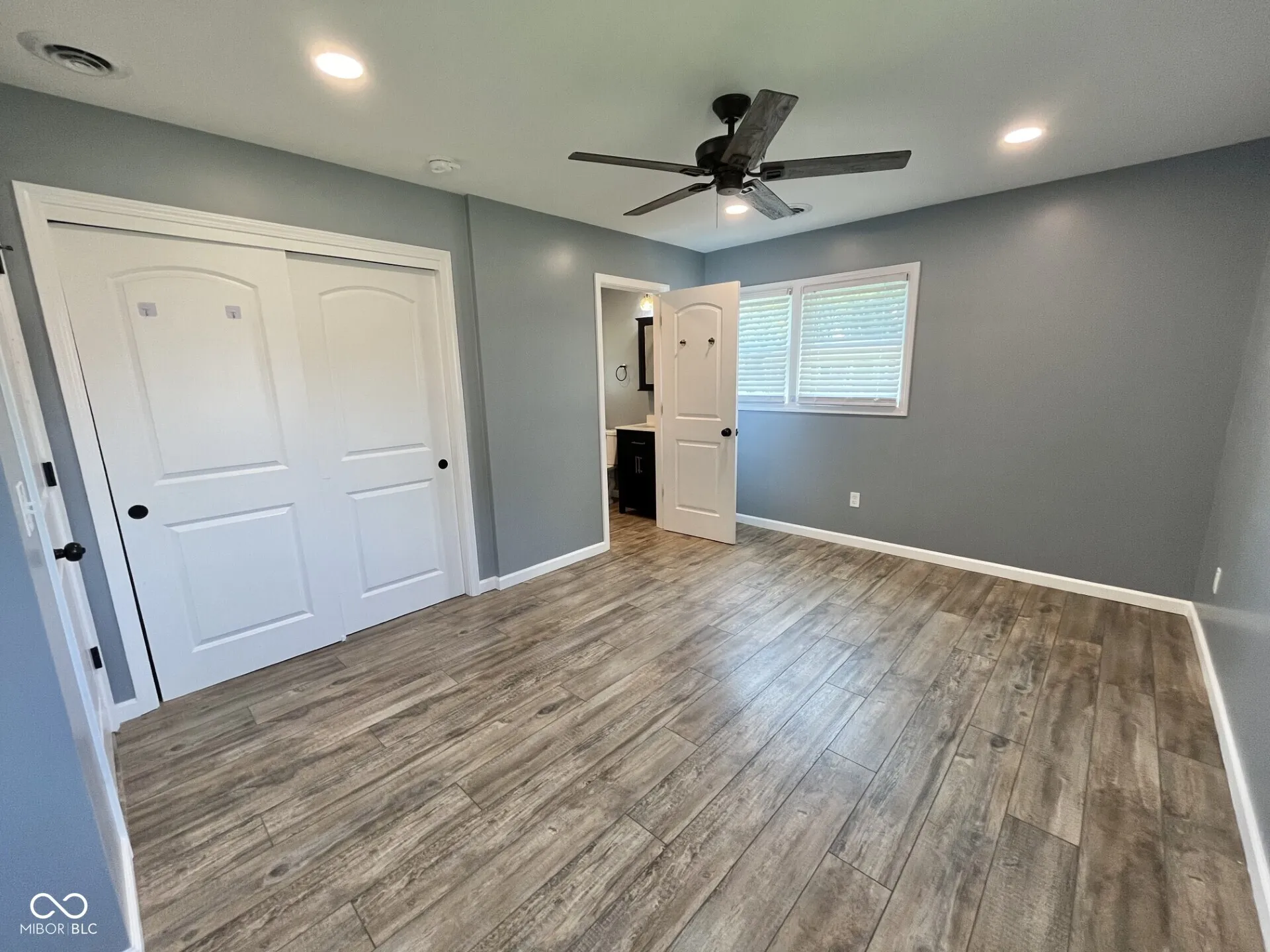 Seymour, Indiana 47274, United States, 3 Bedrooms Bedrooms, ,2 BathroomsBathrooms,Residential,Pending,166206