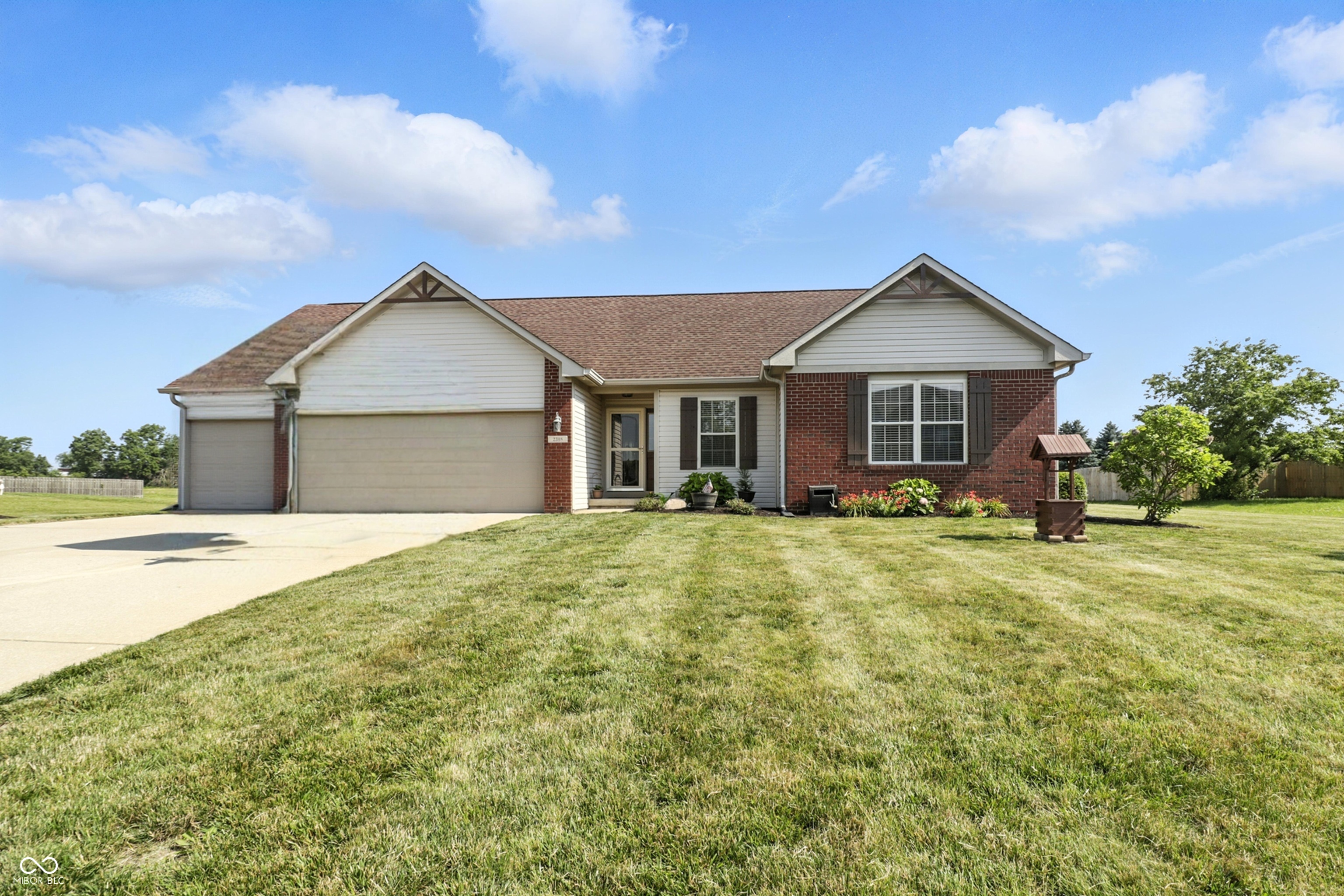 2308 E Mill Stream Drive