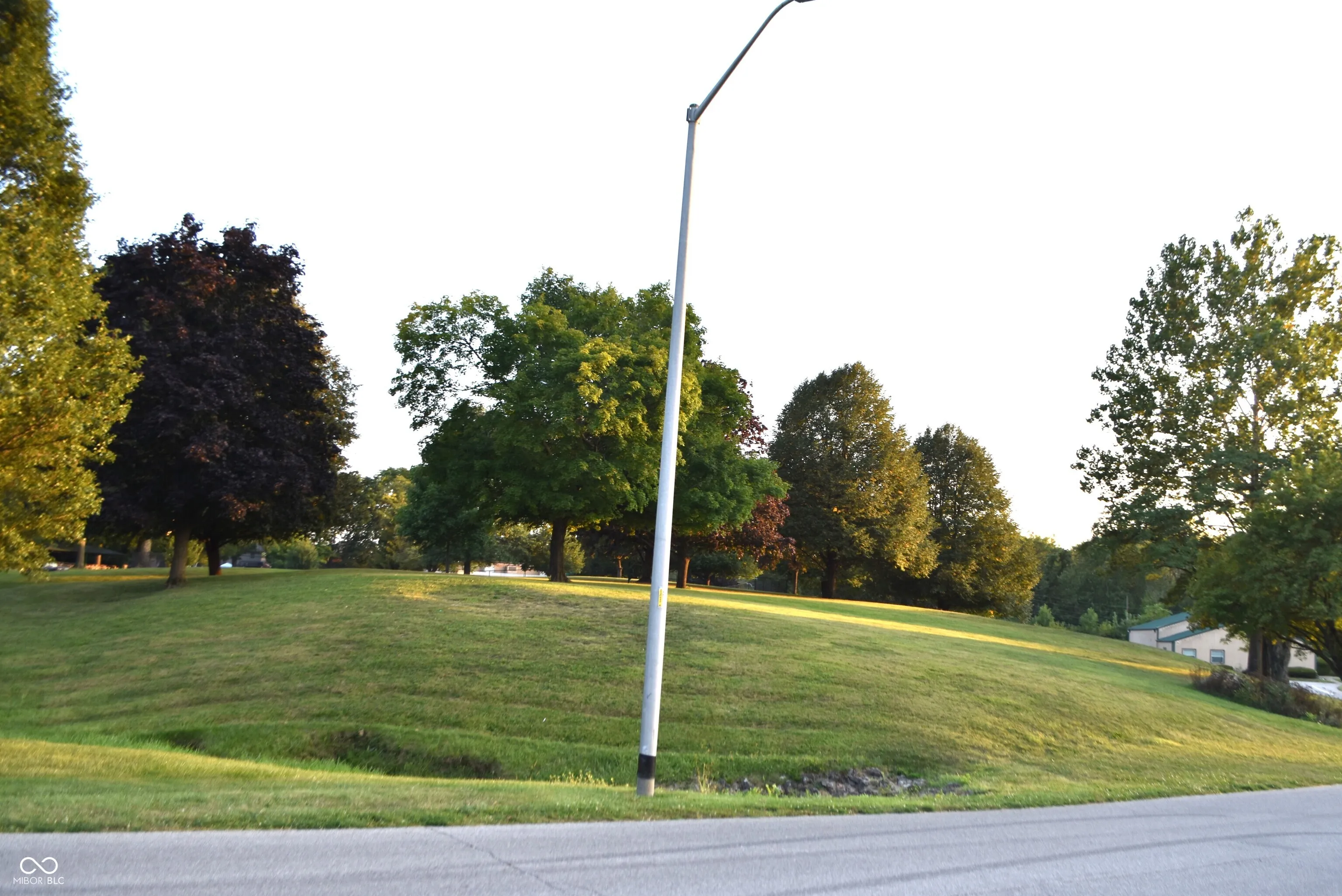 Beech Grove, Indiana 46107, United States, 2 Bedrooms Bedrooms, ,1 BathroomBathrooms,Residential,Active,228503