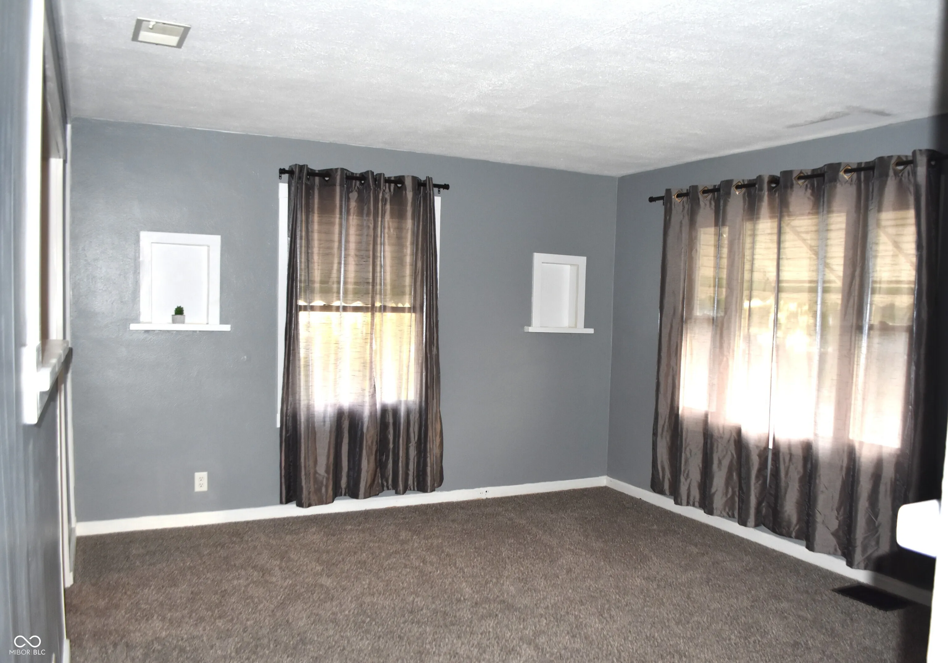 Beech Grove, Indiana 46107, United States, 2 Bedrooms Bedrooms, ,1 BathroomBathrooms,Residential,Active,228503