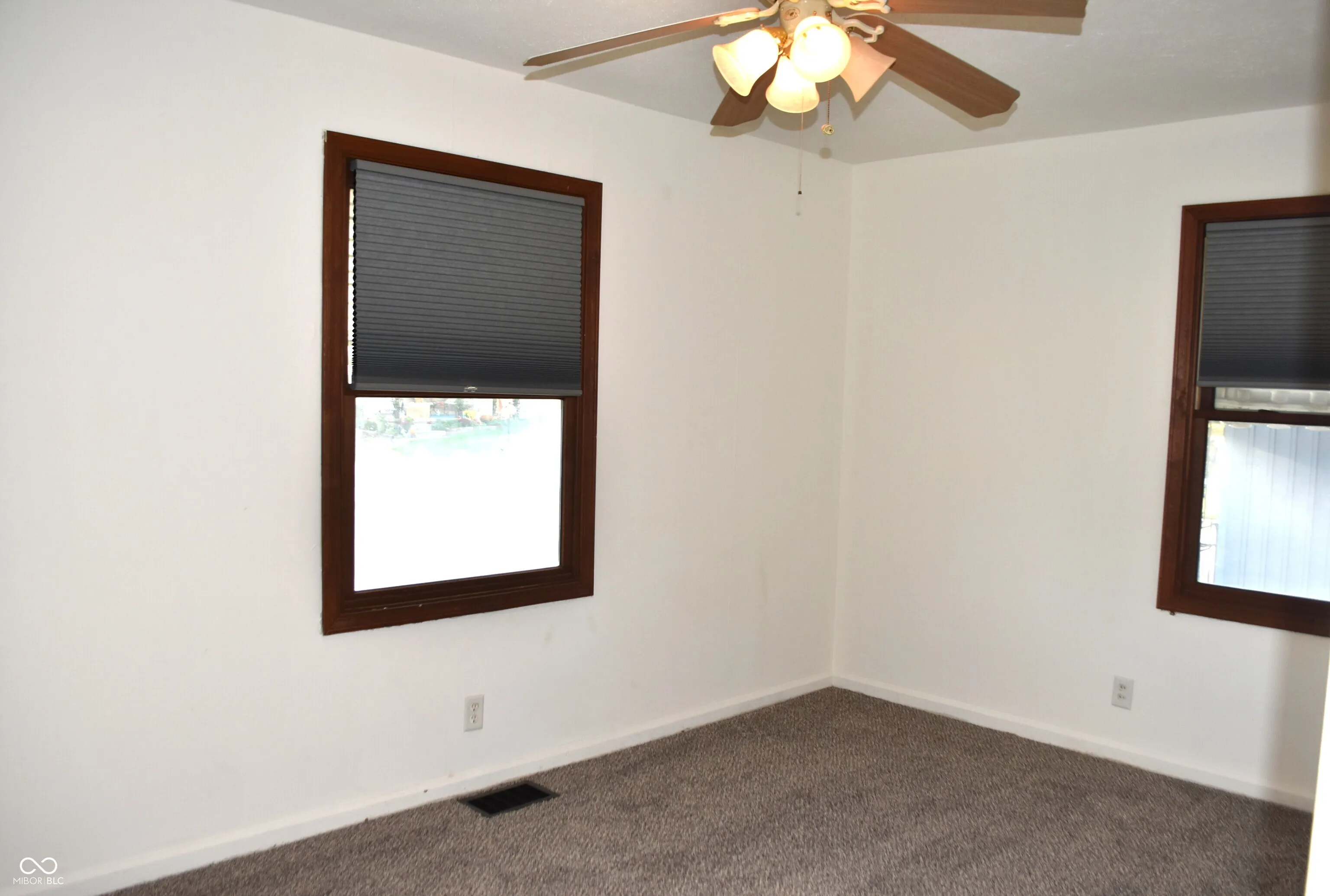 Beech Grove, Indiana 46107, United States, 2 Bedrooms Bedrooms, ,1 BathroomBathrooms,Residential,Active,228503