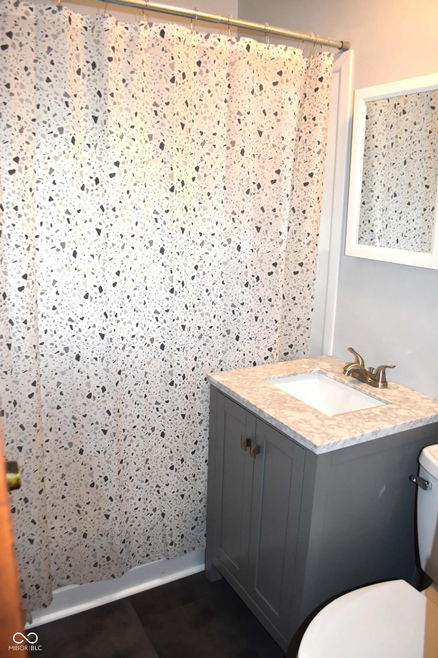 Beech Grove, Indiana 46107, United States, 2 Bedrooms Bedrooms, ,1 BathroomBathrooms,Residential,Active,228503