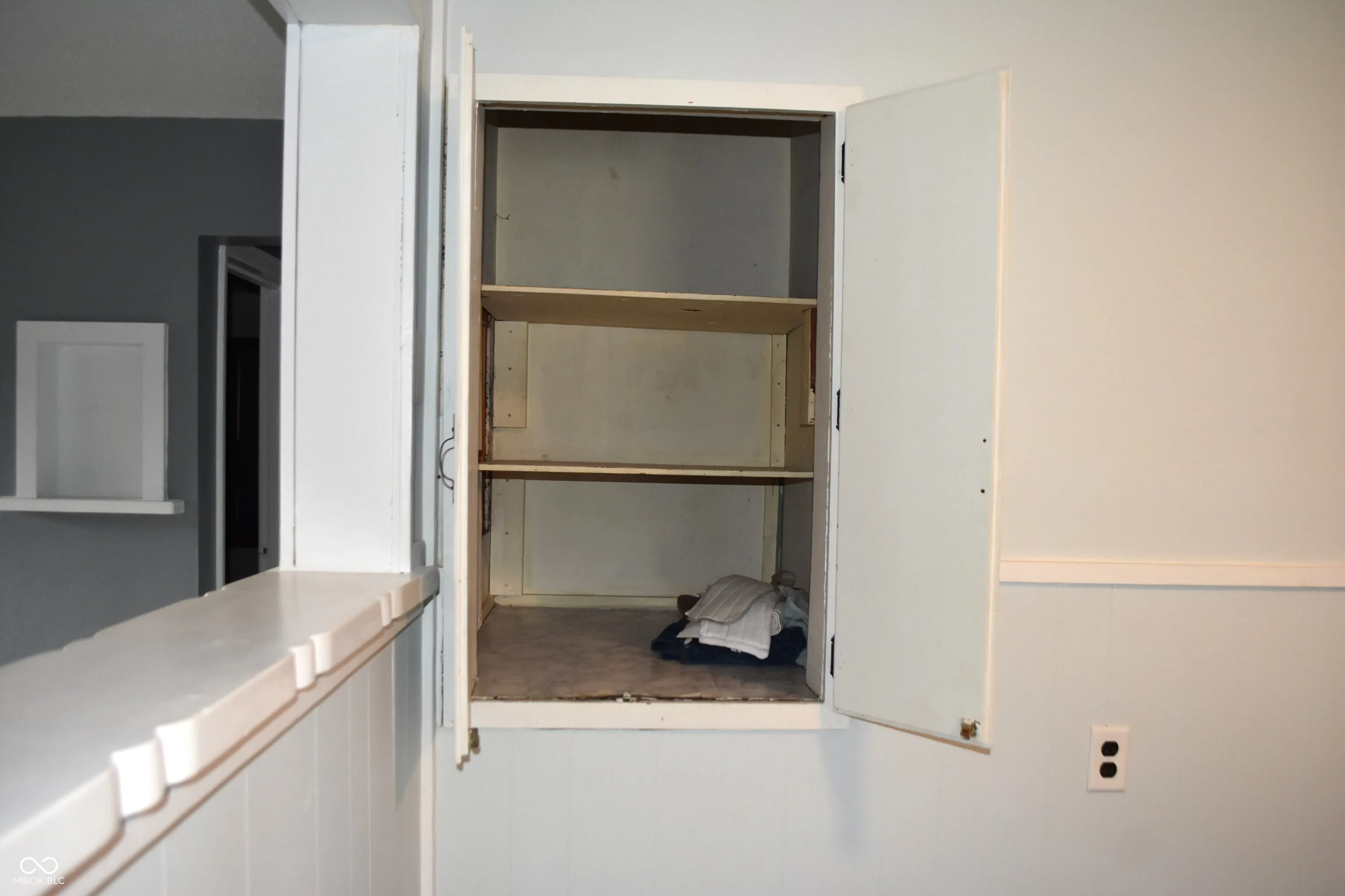 Beech Grove, Indiana 46107, United States, 2 Bedrooms Bedrooms, ,1 BathroomBathrooms,Residential,Active,228503