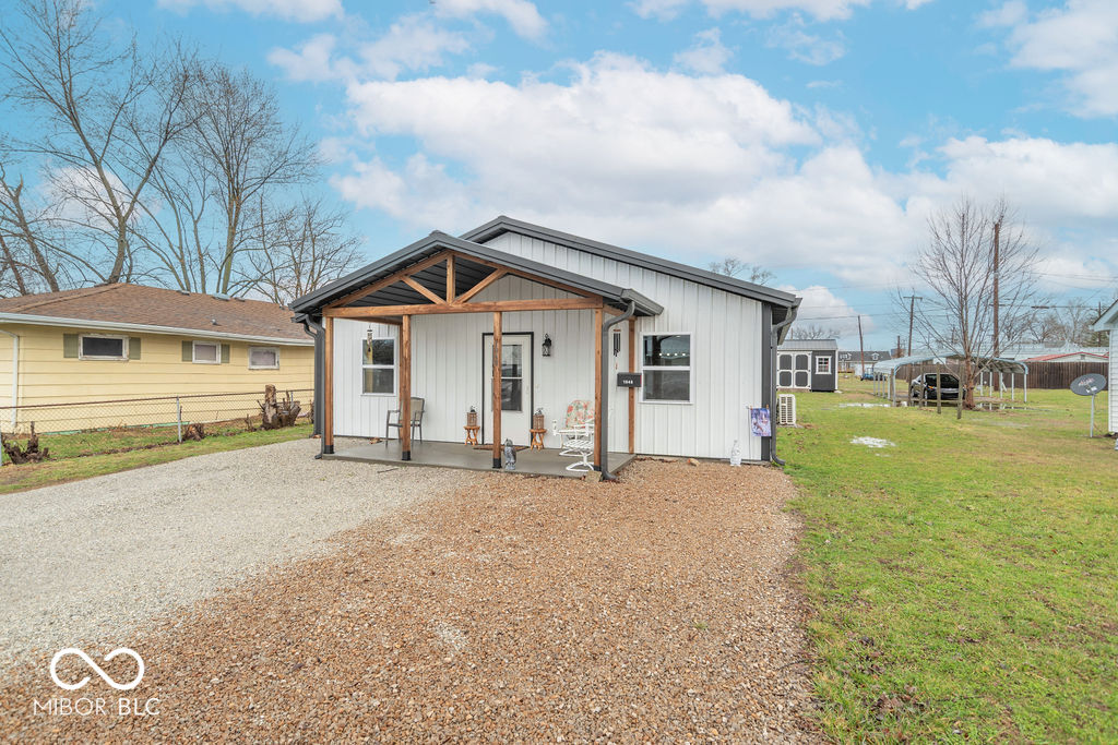 1040 Roosevelt Street