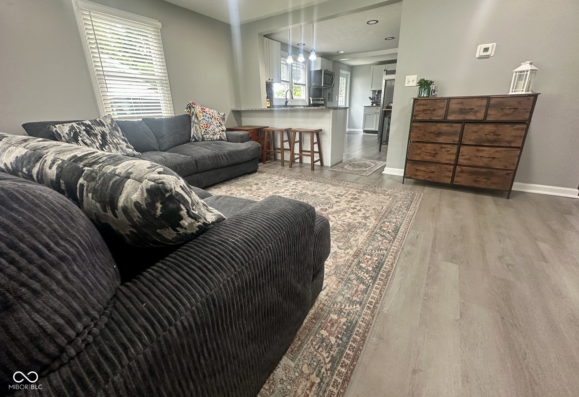 5080 Russell Lane