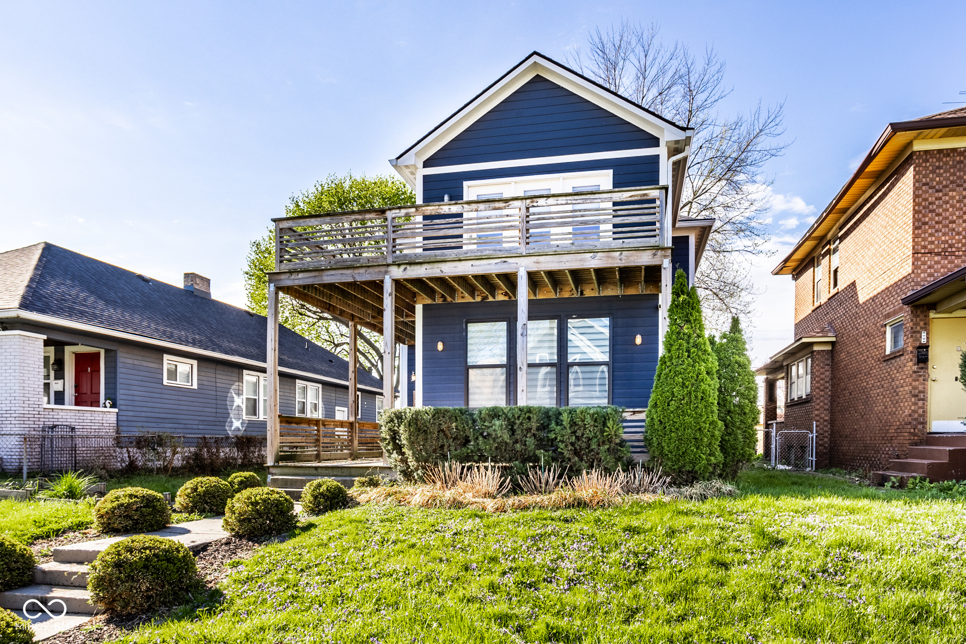 1615 Woodlawn Avenue