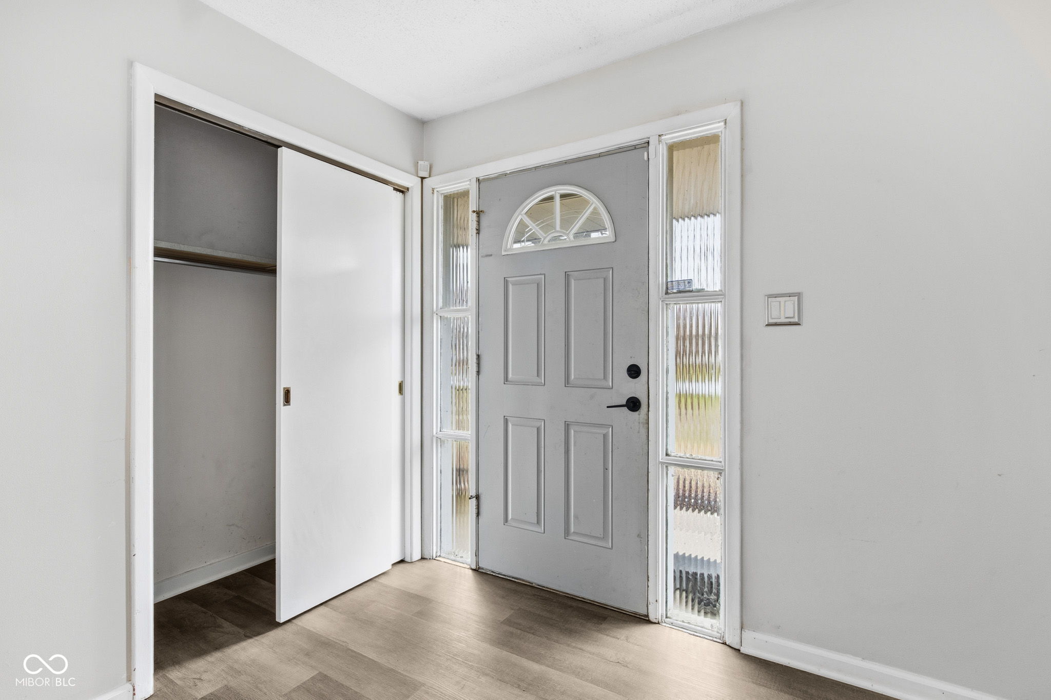 5215 Southdale Drive