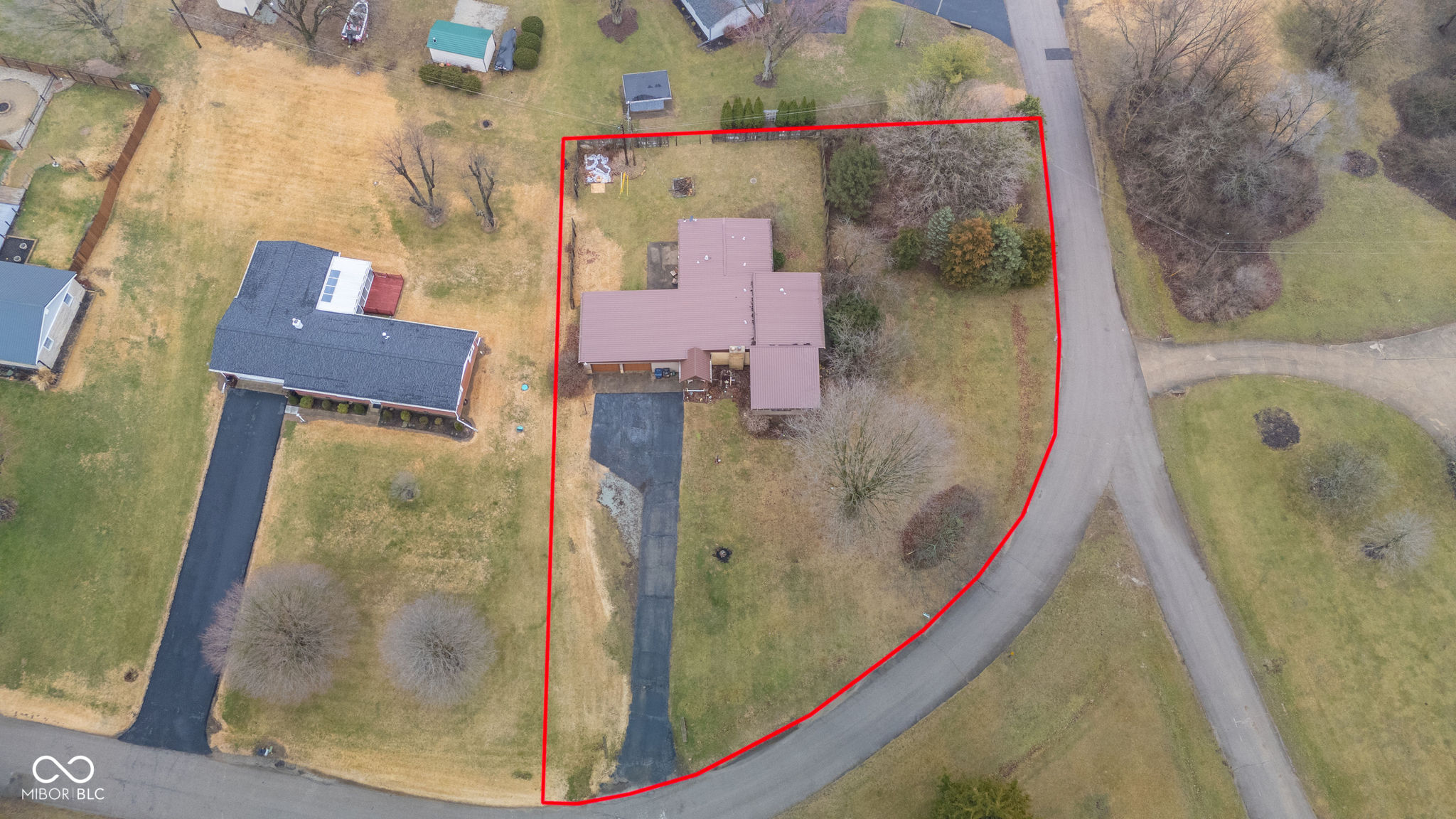 2136 N West Raintree Drive