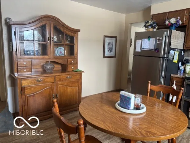 Columbus, Indiana 47203, United States, 2 Bedrooms Bedrooms, ,1 BathroomBathrooms,Residential,Active,2429