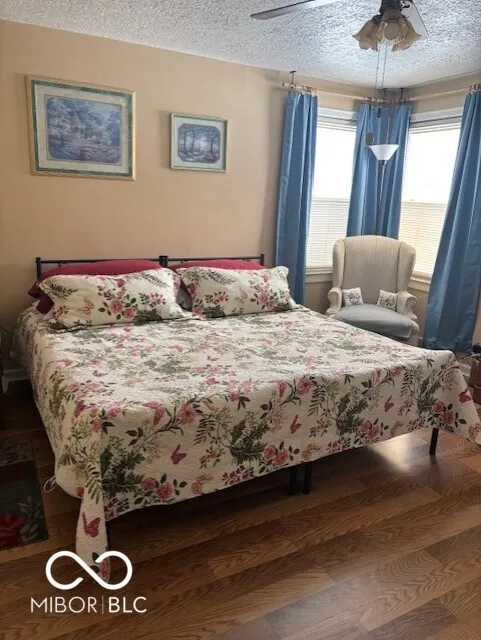 Columbus, Indiana 47203, United States, 2 Bedrooms Bedrooms, ,1 BathroomBathrooms,Residential,Active,2429